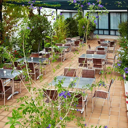 Hotel Carlos I Silgar 4*