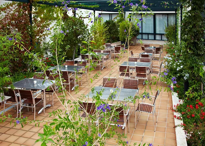Hotel Carlos I Silgar 4*